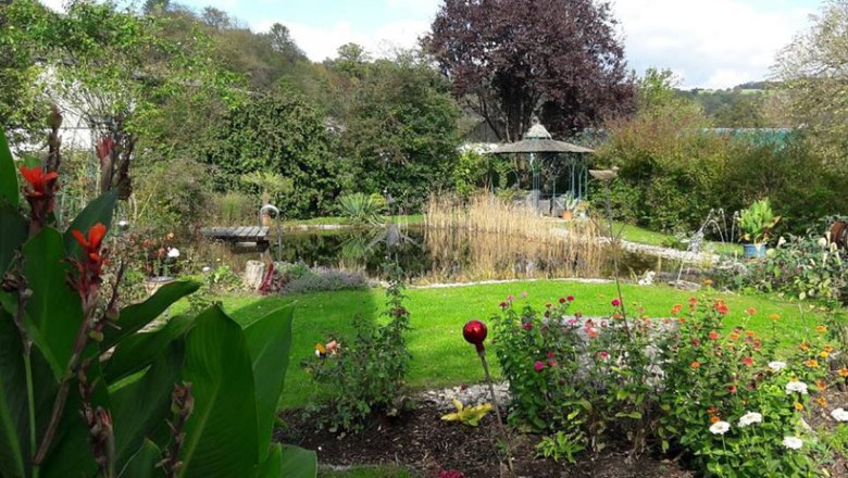 Garden with biotope, © Margarethe Beck