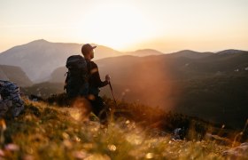 Hagyja, hogy a fényjáték a Habsburghaus és a Neue Seehütte között érvényesüljön., © Niederösterreich Werbung/Franziska Consolati