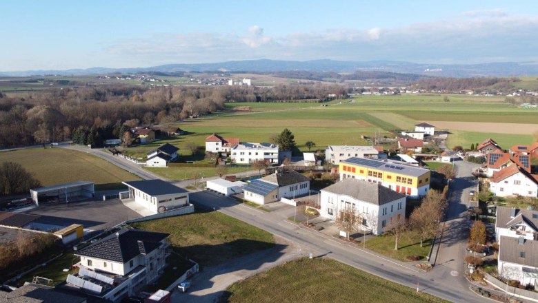 Bergland &ouml;nkorm&aacute;nyzati hivatal, &copy; Gemeinde Bergland