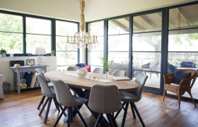 Living room in the 5-person house, Rohrau, &copy; Simon K&auml;fer