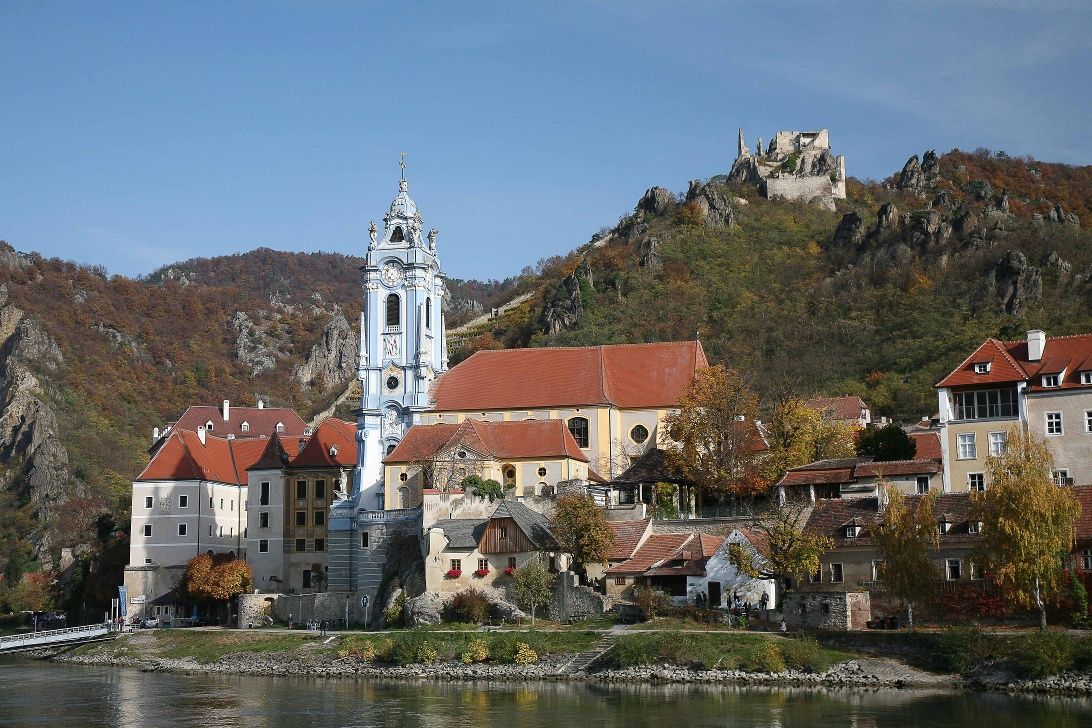 Dürnstein a víz felől