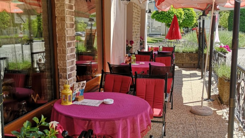Cafe terrace, © Hotel- Kur-Kaffee-Konditorei & Restaurant "König Stefan"