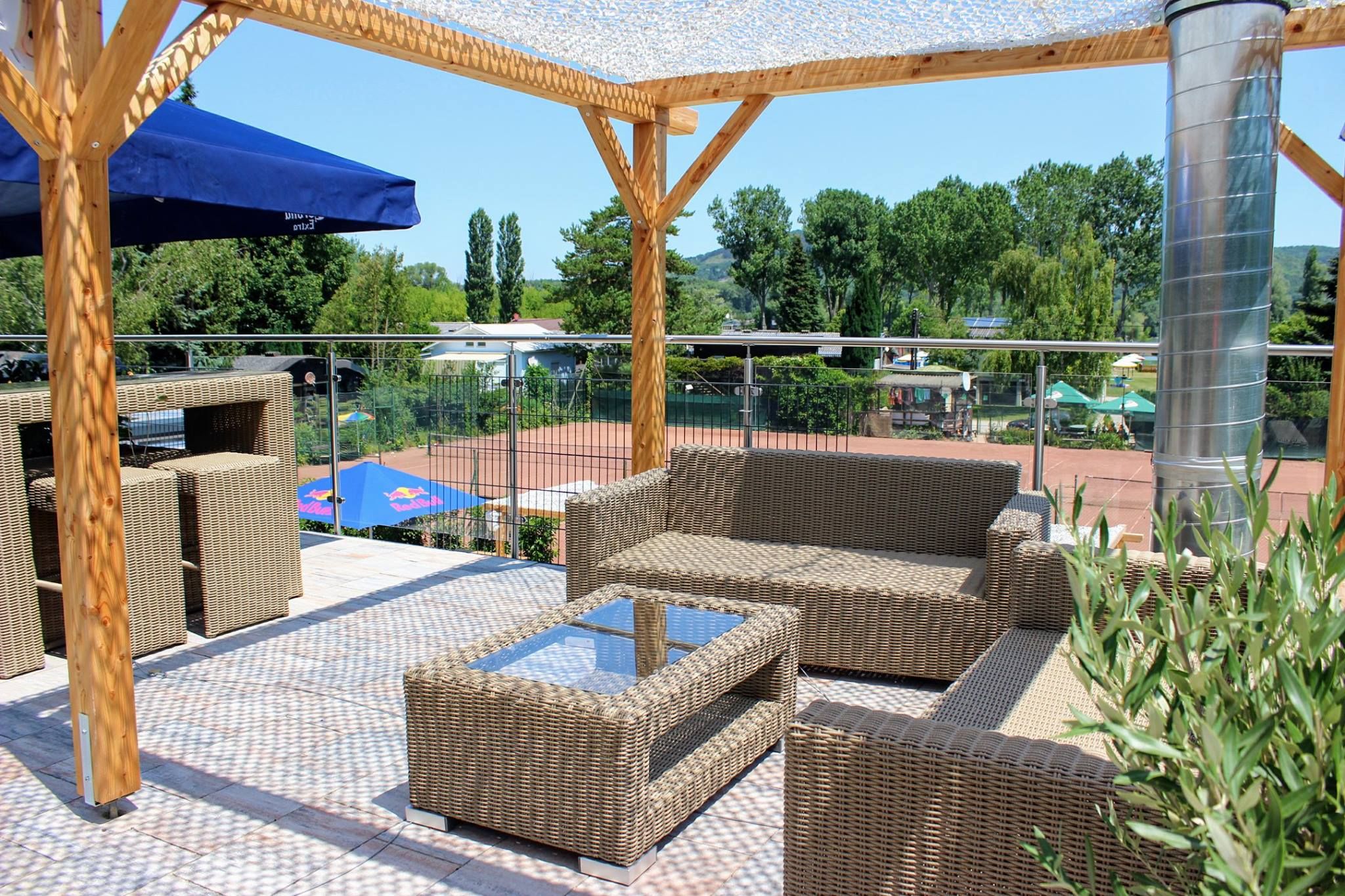 Rooftop Lounge