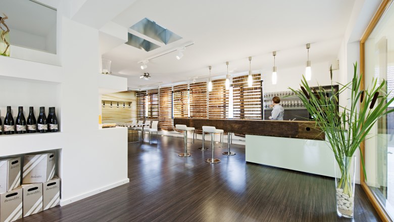 Tasting room, &copy; Benedikt