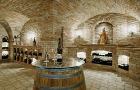 Vaulted cellar, &copy; Benedikt