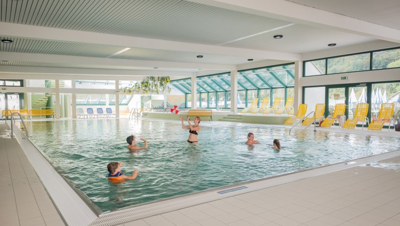 Indoor pool, &copy; das.photo J&uuml;rgen Thoma