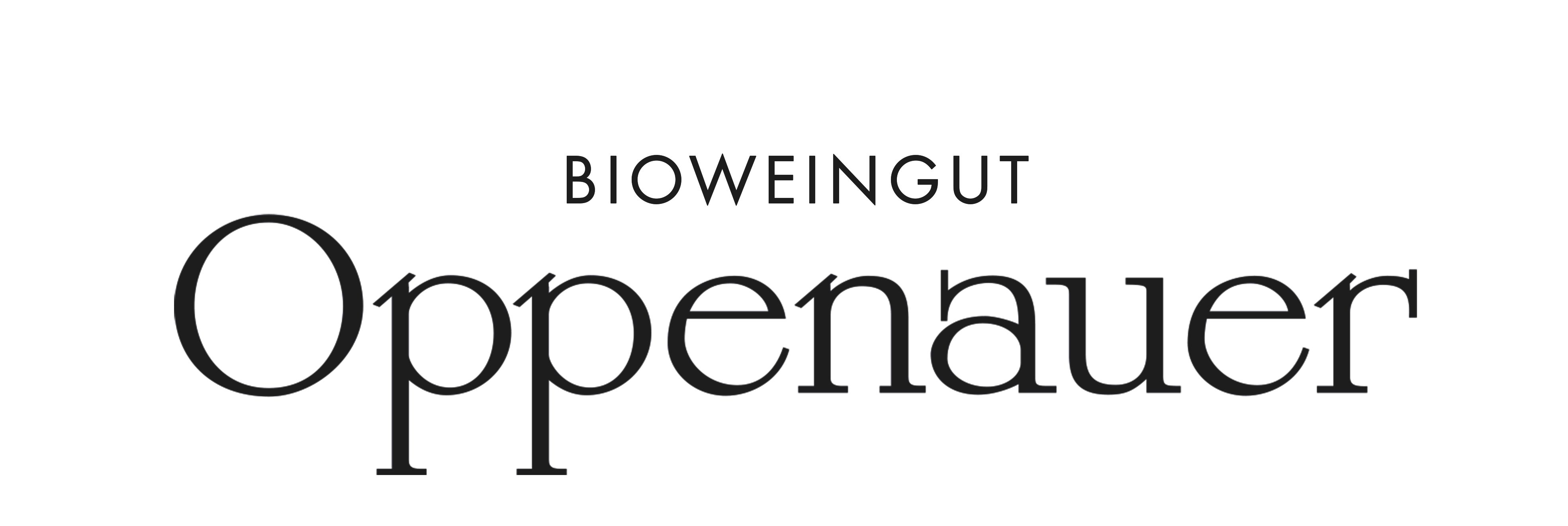Az Oppenauer biopincészet logója fekete betűkkel fehér alapon.