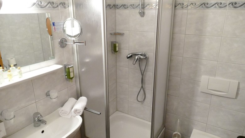 Pool at night, &copy; Besta Betriebs GmbH