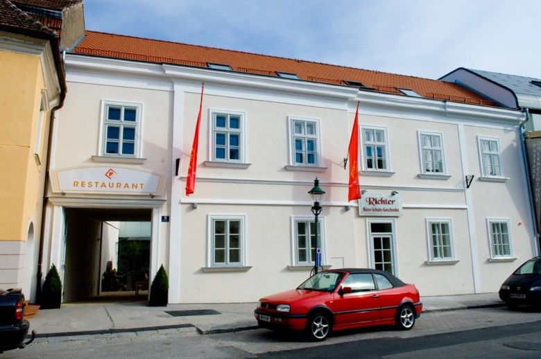 külső nézetcrobert_ősz