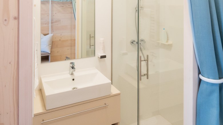 Bathroom, &copy; freilich / IsaBella Fritsche