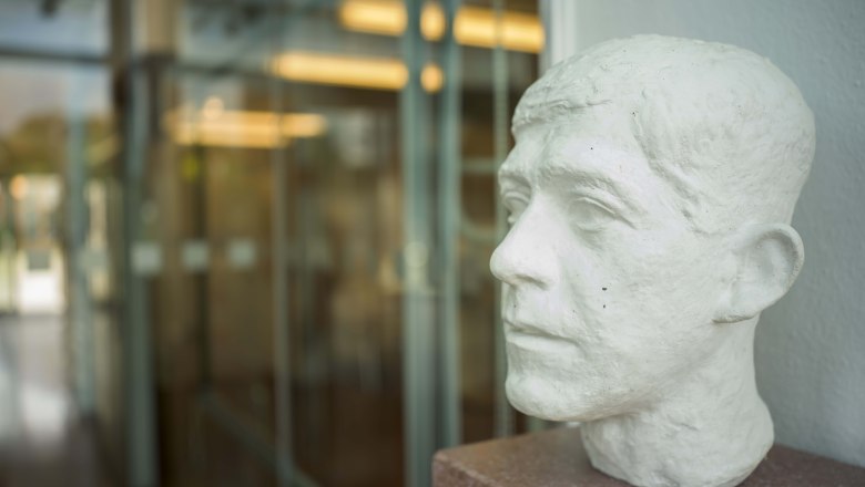 Bust of Oskar Kokoschka, © Robert Herbst